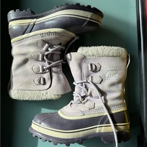 Sorel Caribou Light Purple Boots Waterproof Insulated Lace Up Women’s Size 8